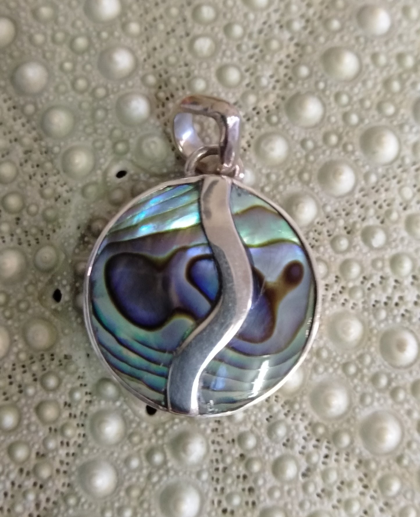 Paua Circle Pendant 18mm from Pacific Jewel - Southern Paua New Zealand